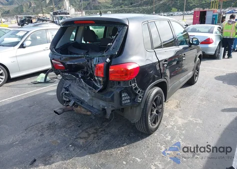 2013 Volkswagen Tiguan S z USA, uszkodzony, nr VIN WVGAV7AX8DW530192